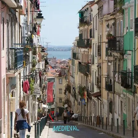 Romantic Medieval * リスボン