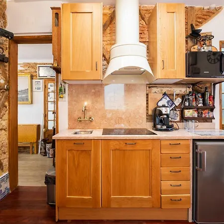 Romantic Medieval Apartman Lisboa