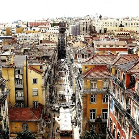 Romantic Medieval * Lisbon