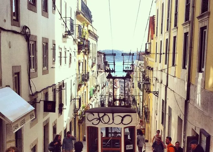 Romantic Medieval Lisboa