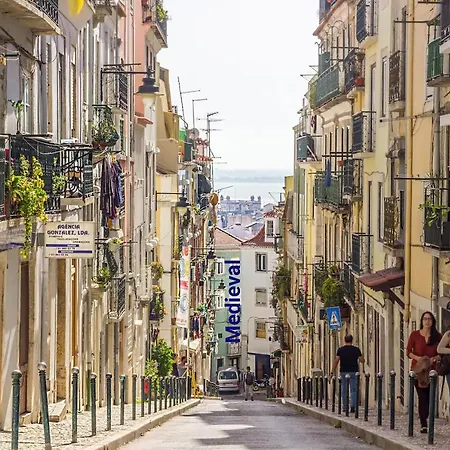 Romantic Medieval * Lisboa